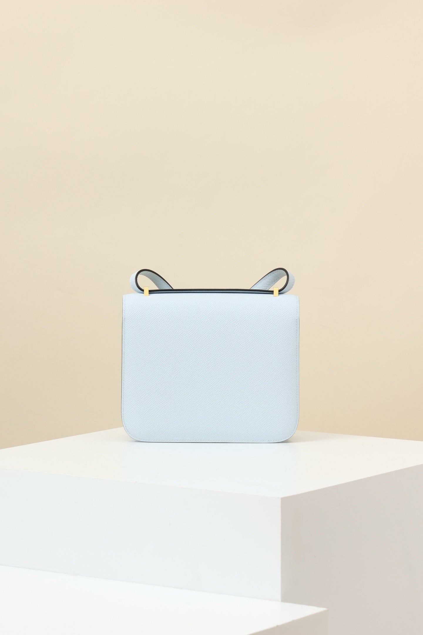 CJ19 19 cm ,   Holy Grail Blue Epsom leather GHW #4308