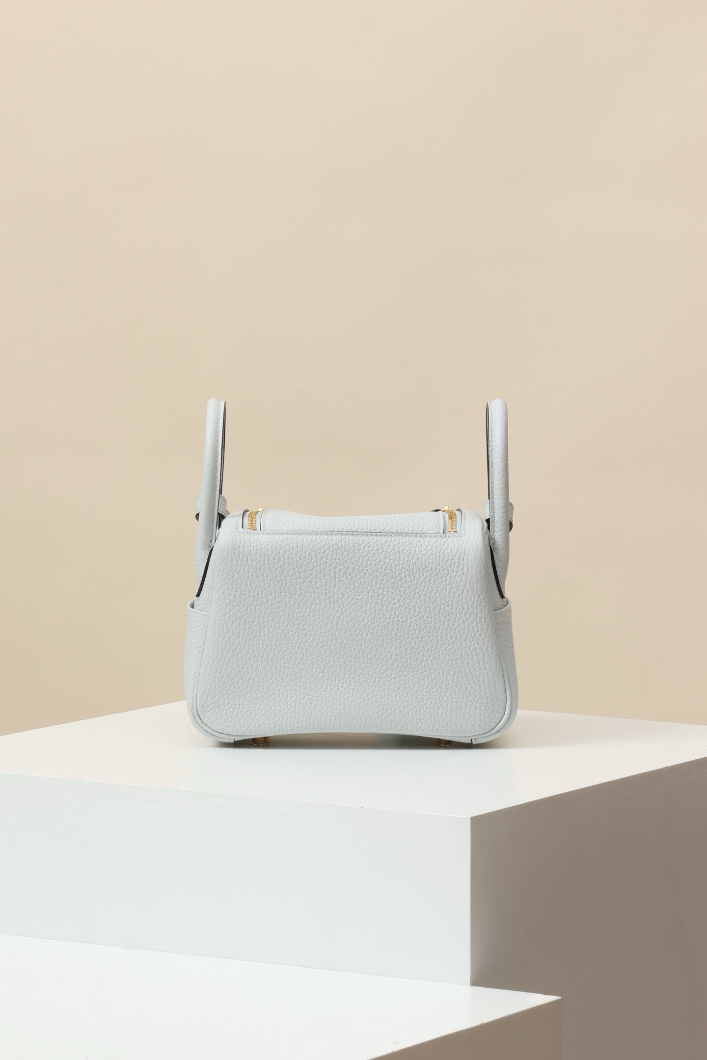 LD19 , Togo N4 Platinum Grey GHW #4562