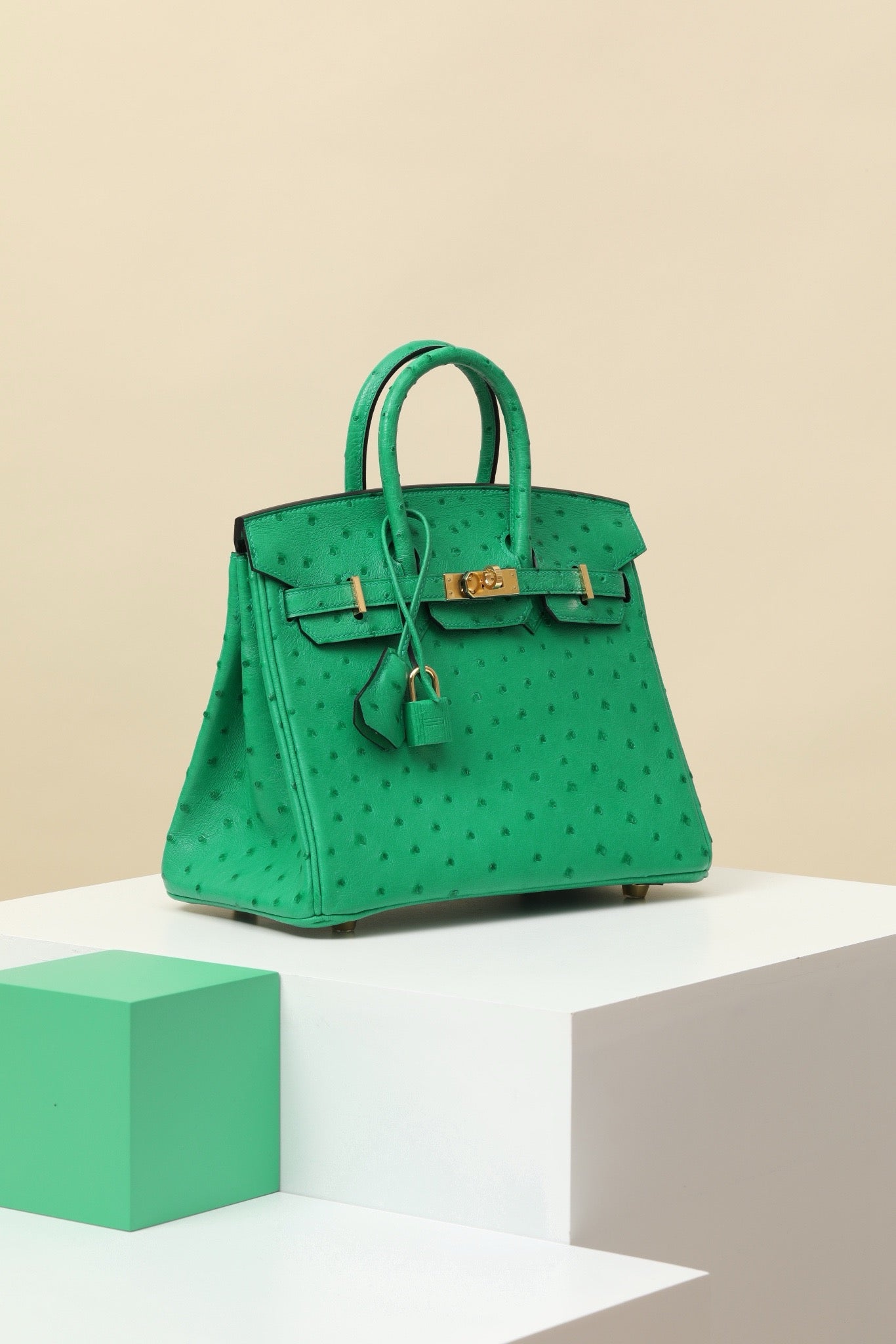 BK25  Velvet Green# 3890