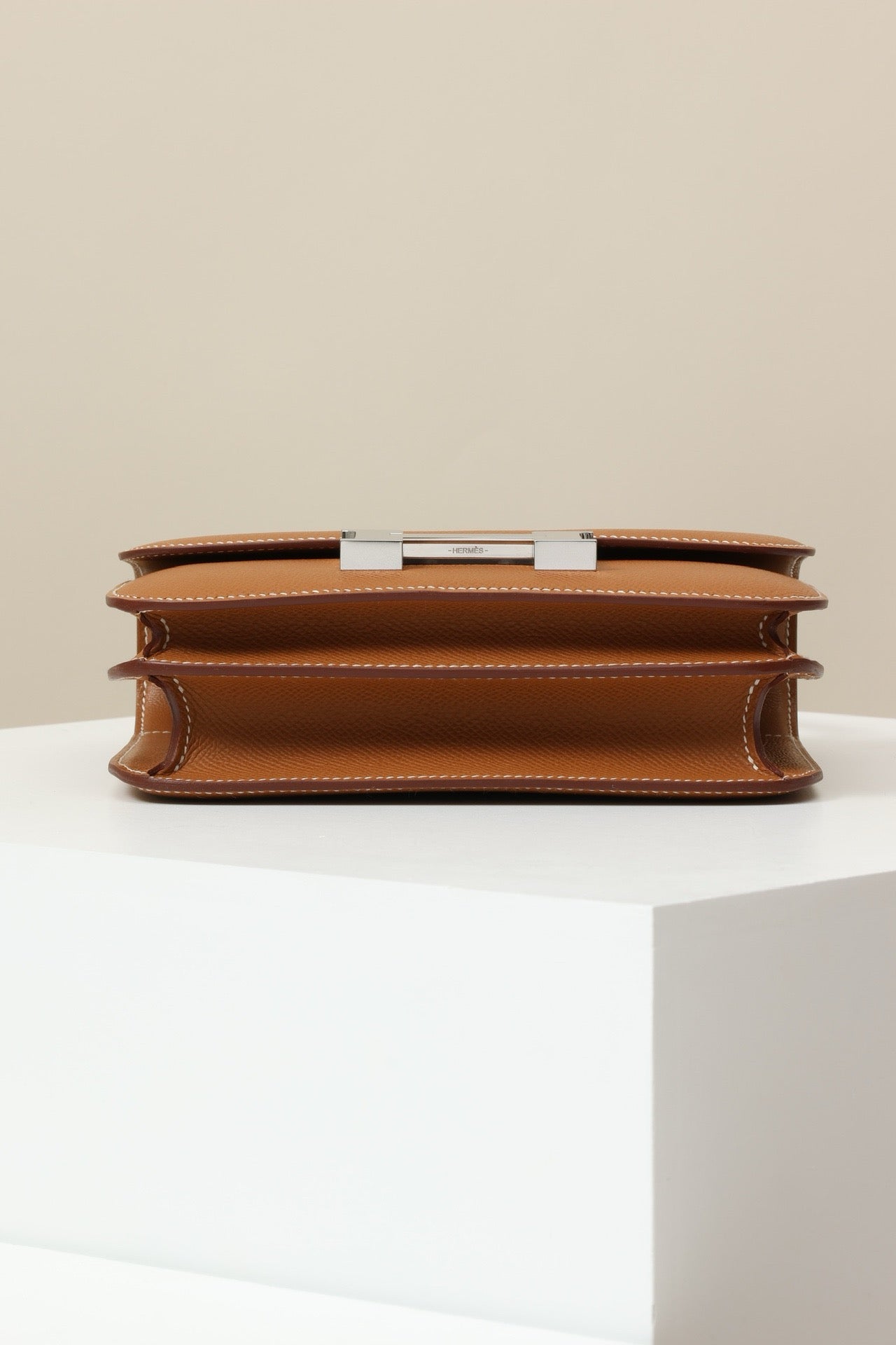 CJ19 19 cm ,  Gold Brown Epsom leather PHW #4297