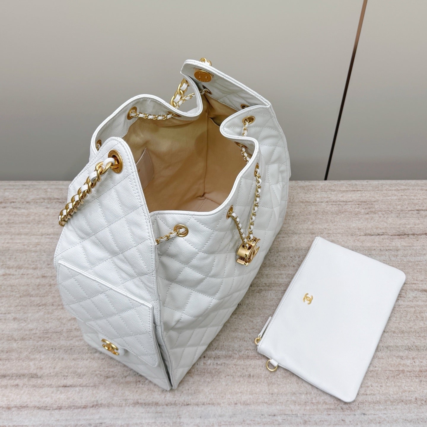 24s hobo Medium #4123