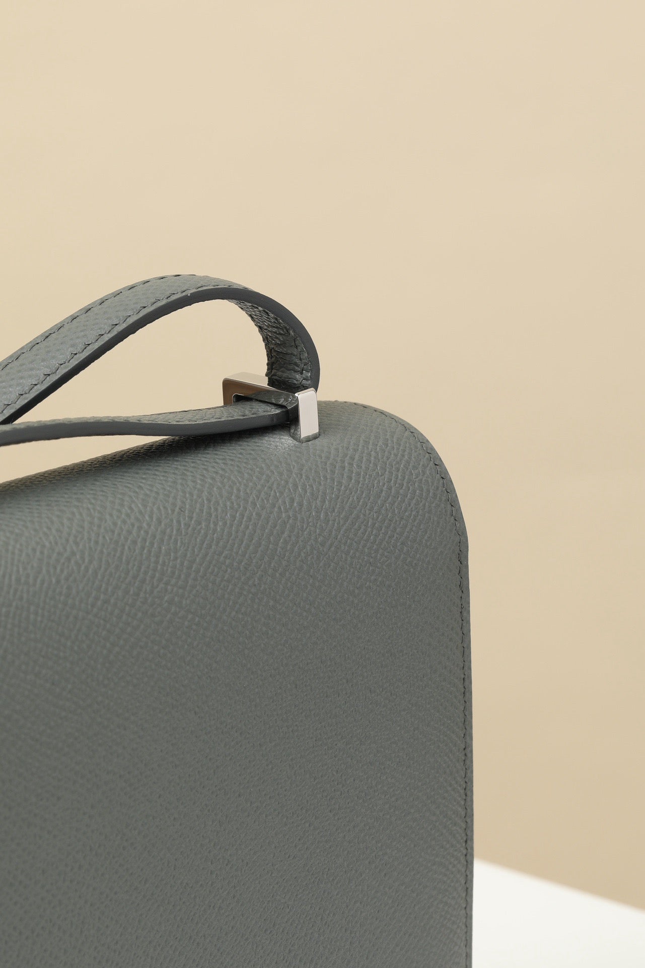 CJ19 19 cm , Almond Green Epsom leather PHW #4332