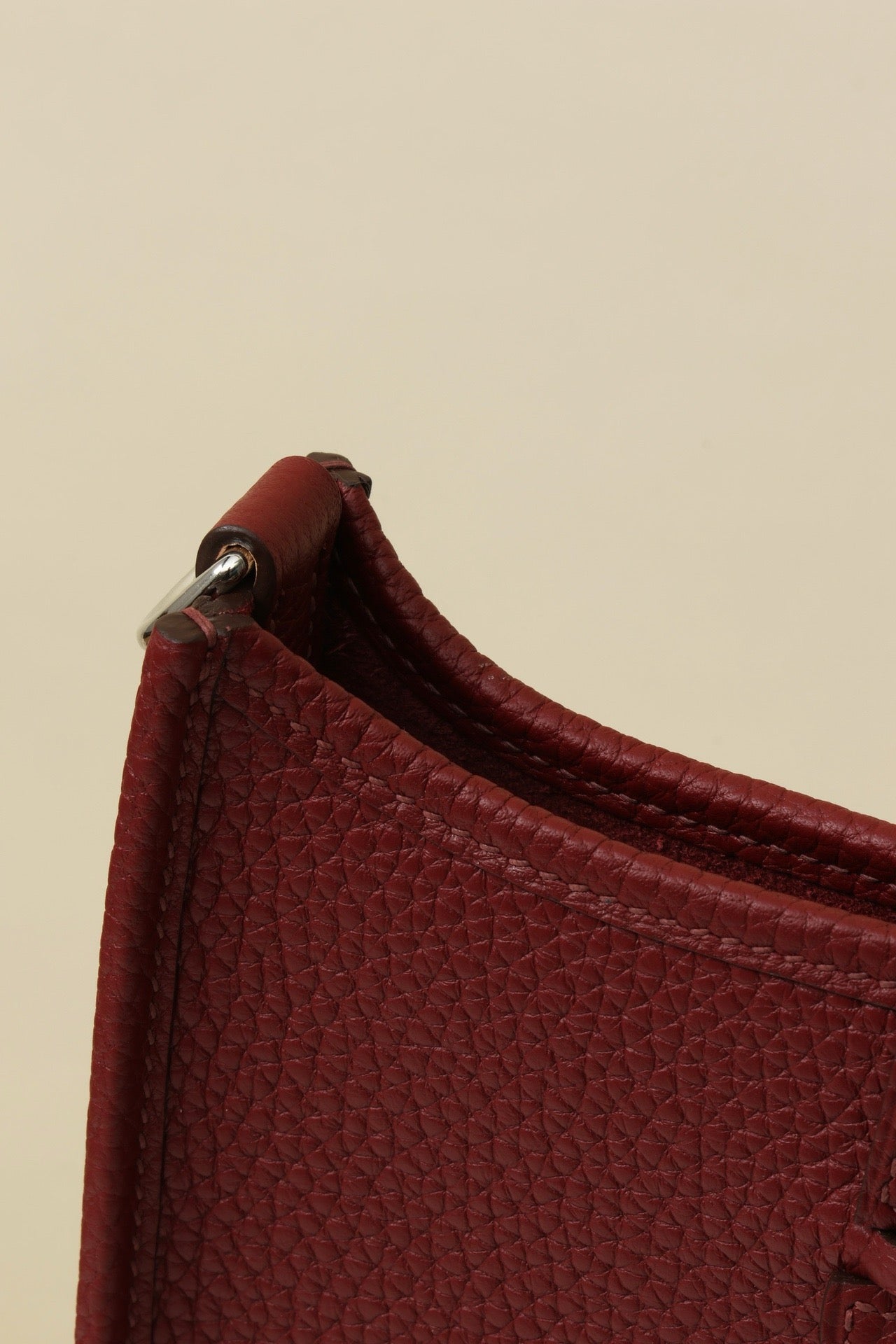 YF16 55 Res ,Clemence bull leather crossbody bag  , PHW #4415