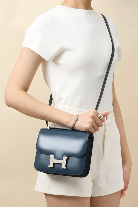 CJ19 19 cm ,   Prussian Blue Box leather PHW #4294