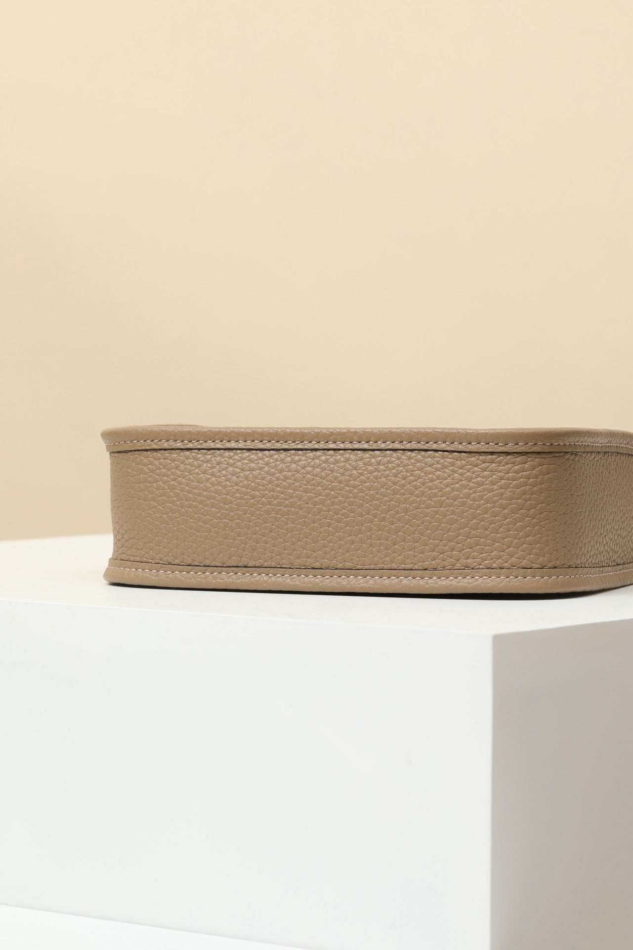 YF16 8Q Marfa Beige ,Clemence bull leather crossbody bag  , PHW #4426