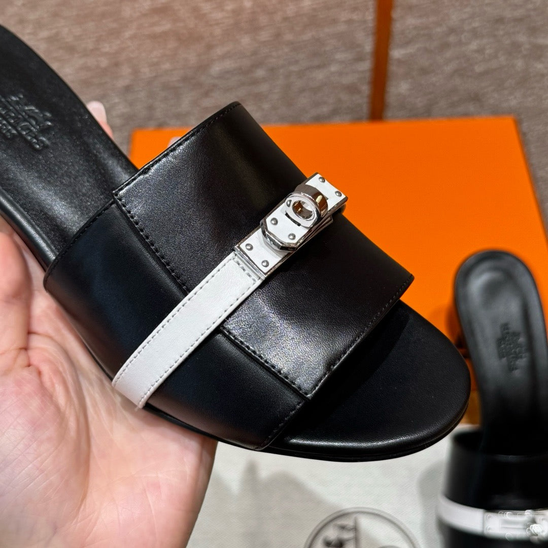 Sandal #3072