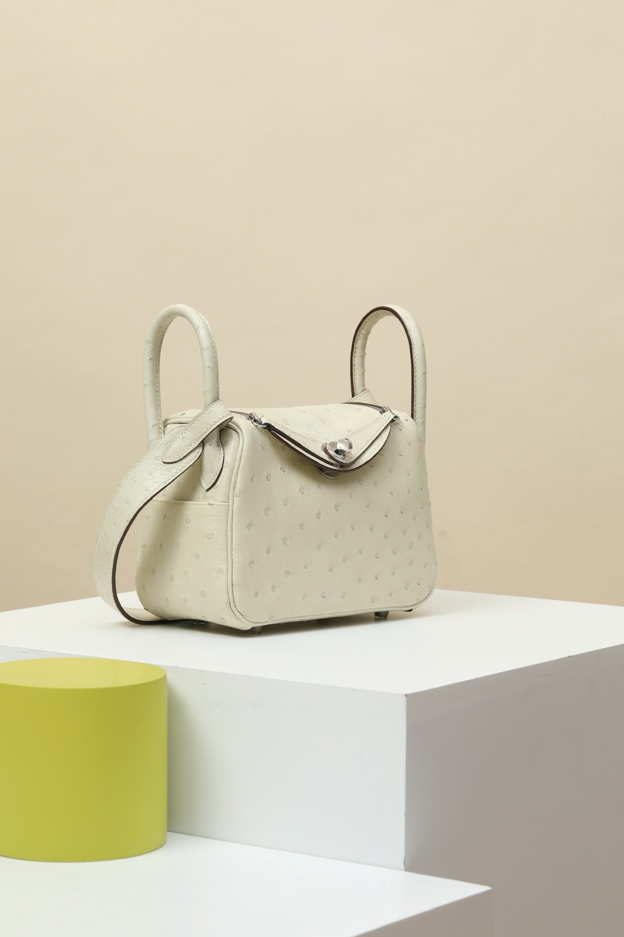 LD19 Wool White # 3751