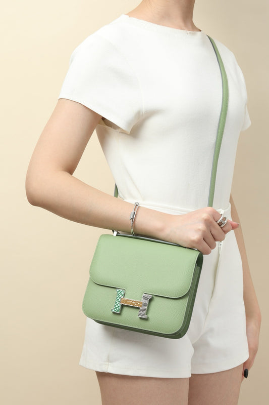 CJG24 ,  3I Avocado Green / Tricolor Clasp,  EVE leather with shiny #4386