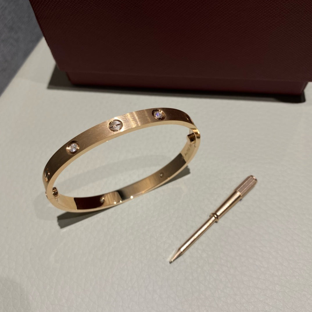 اسوارة كارتييه ذهب عيار 18, الماس vvs1