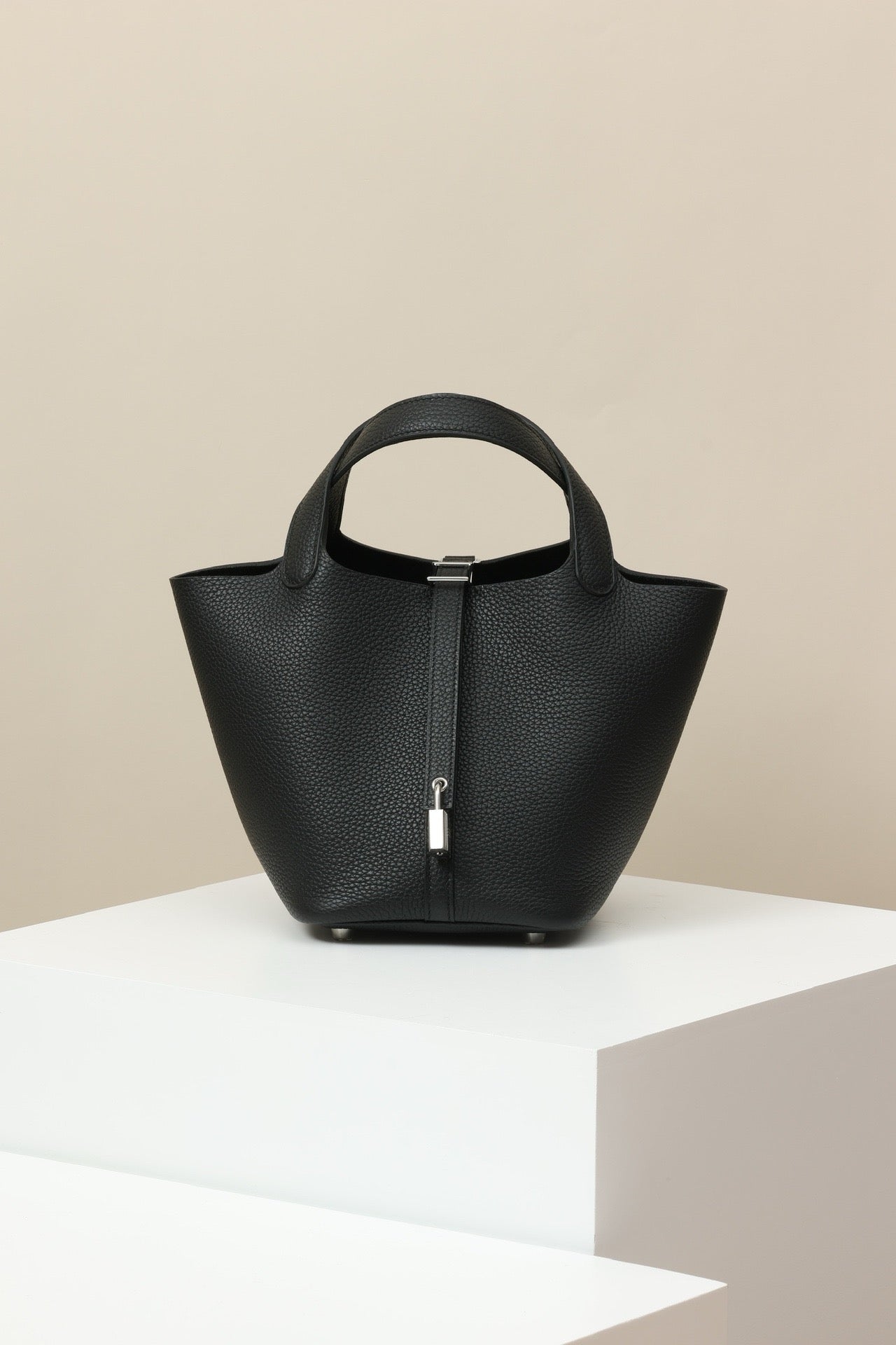 CL18 CK89 Black PHW #4079