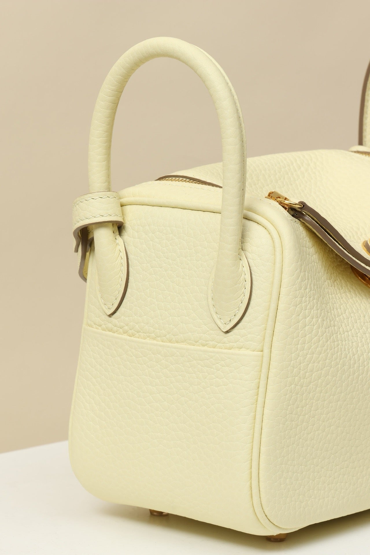 LD19 , Togo , I9 Moutarde Milton GHW #4577