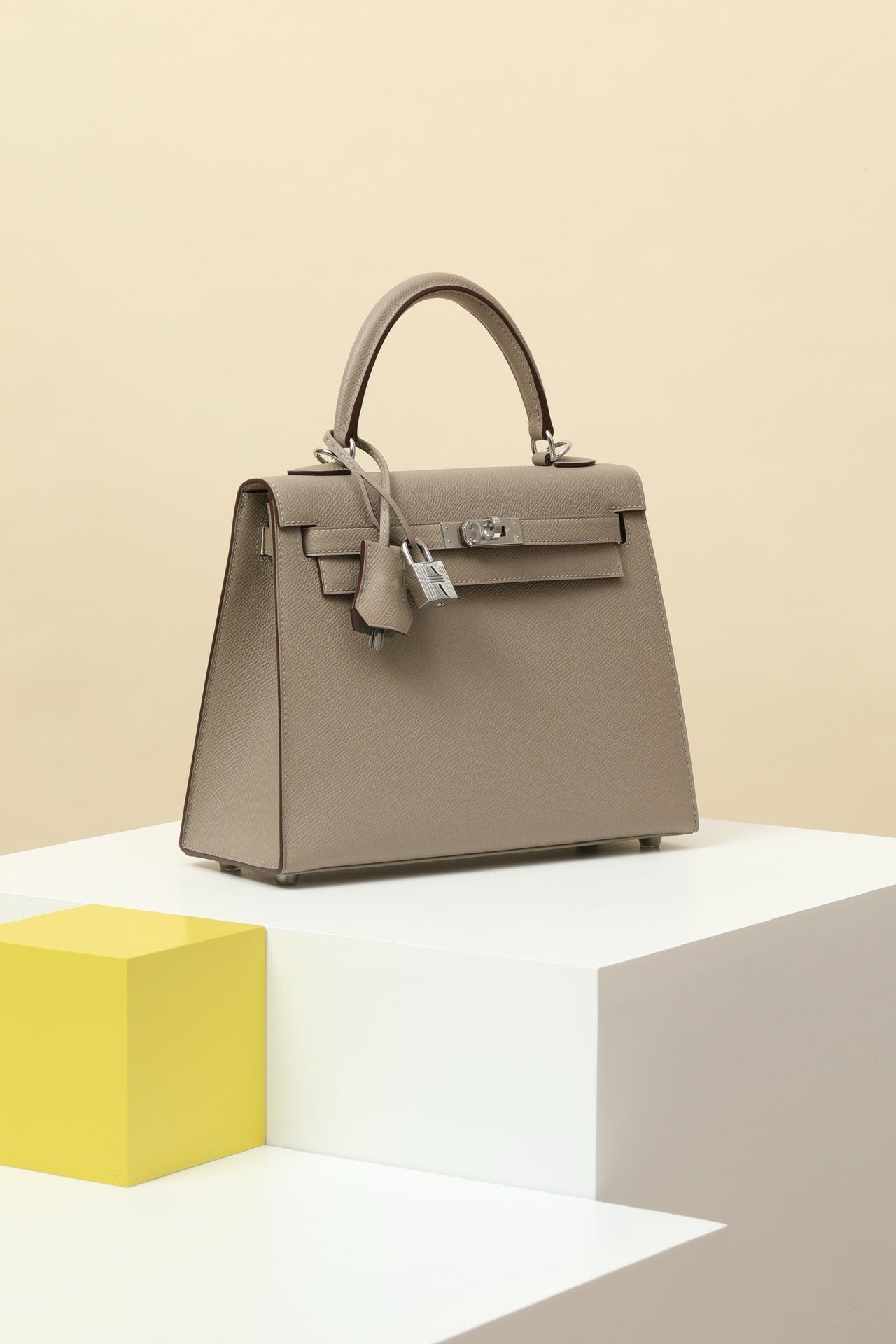 KL25 Asphalt Gray #3692