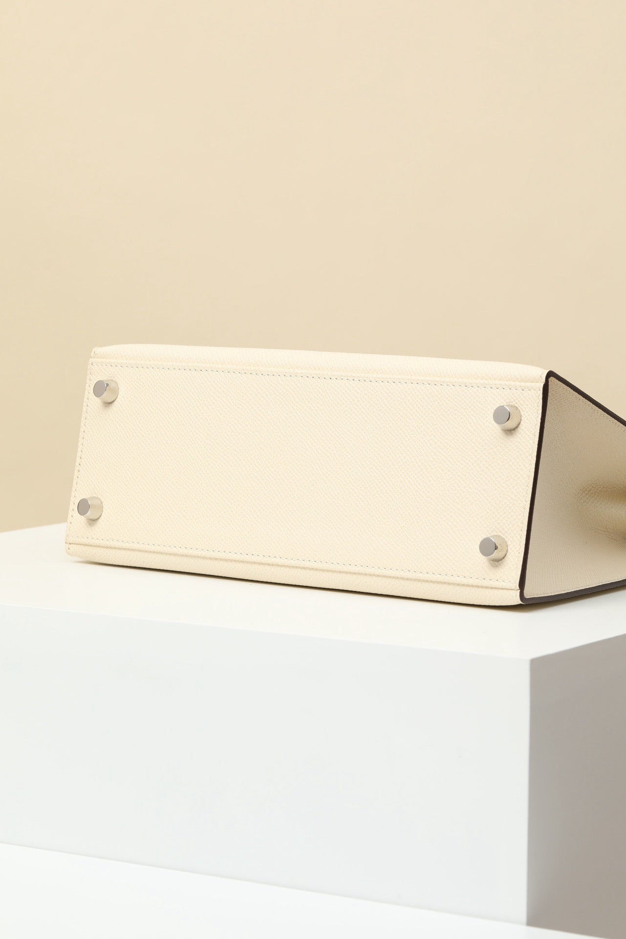 KL25 Cream White #3681