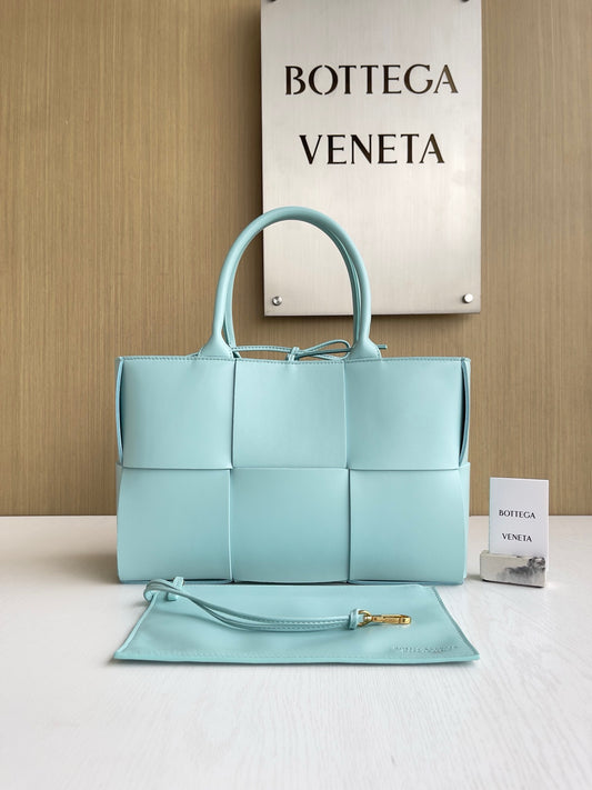 BV Mini Tote #2722