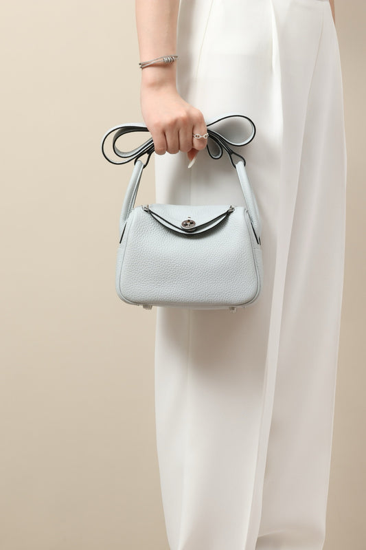 LD19 , Togo , 08 Bleu Sacre PHW #4611