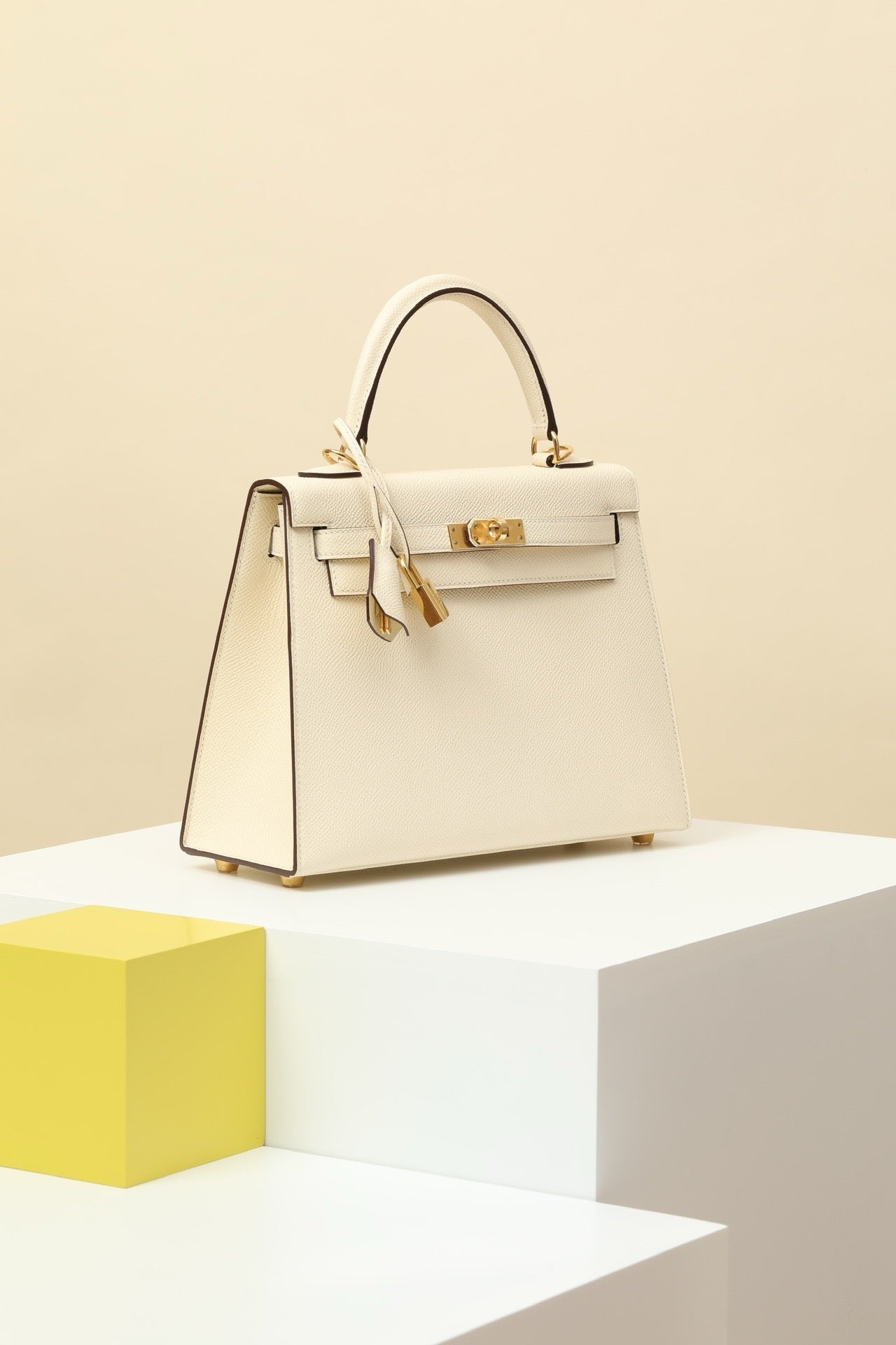 KL25 Cream White #3682