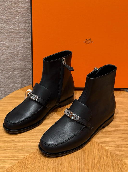 Boots #3299