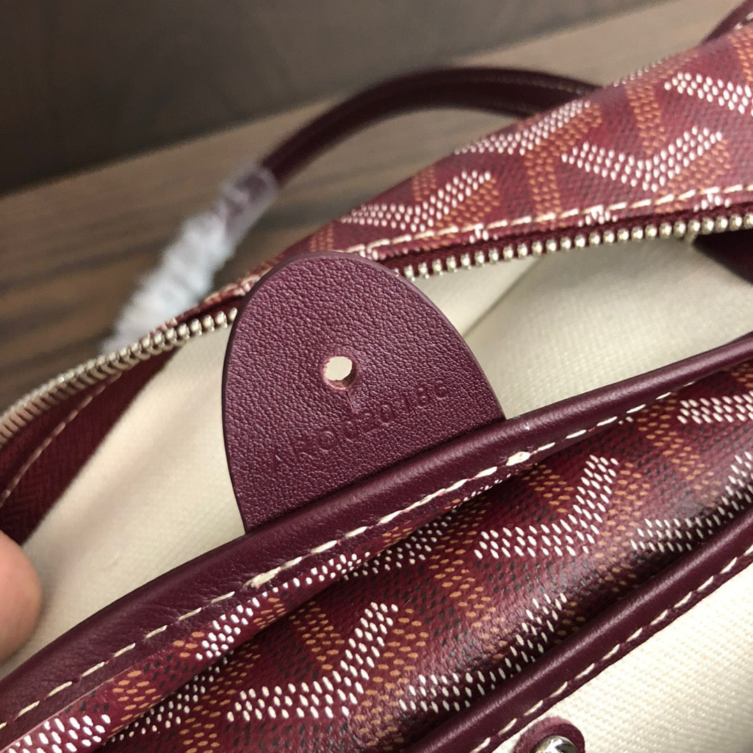 Artois MM Bag #679