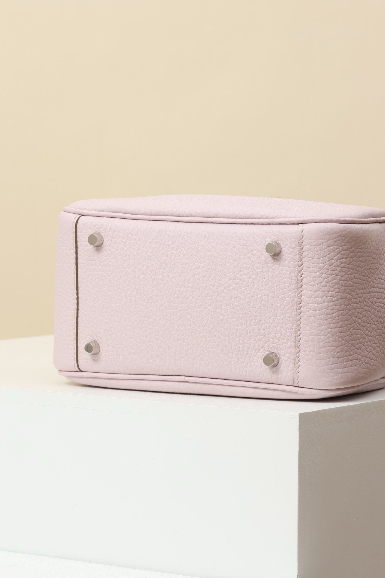 LD19 , Togo , 09 Violet Reve PHW #4589