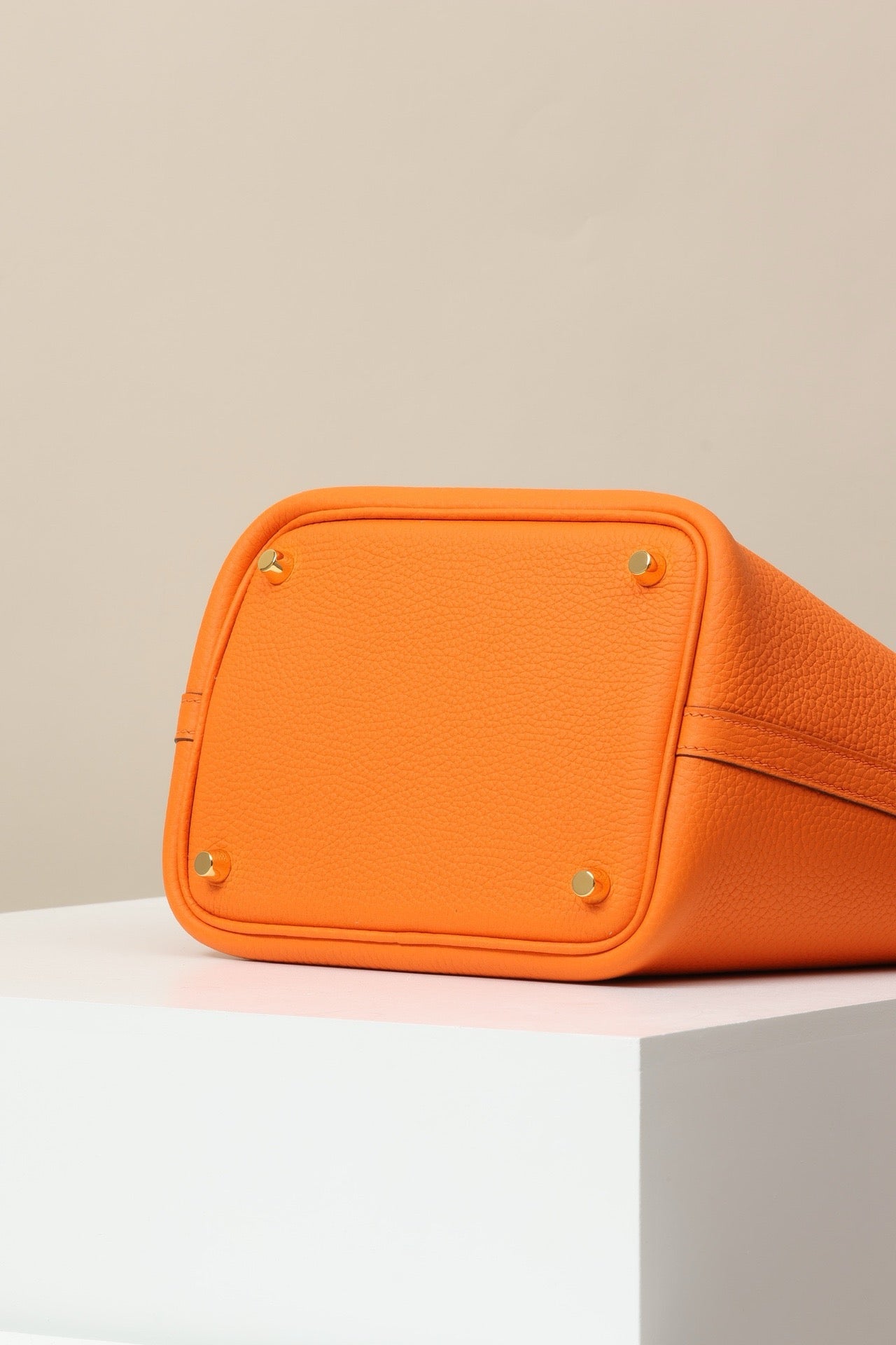 CL18 CK93 Classic Orange GHW #4070