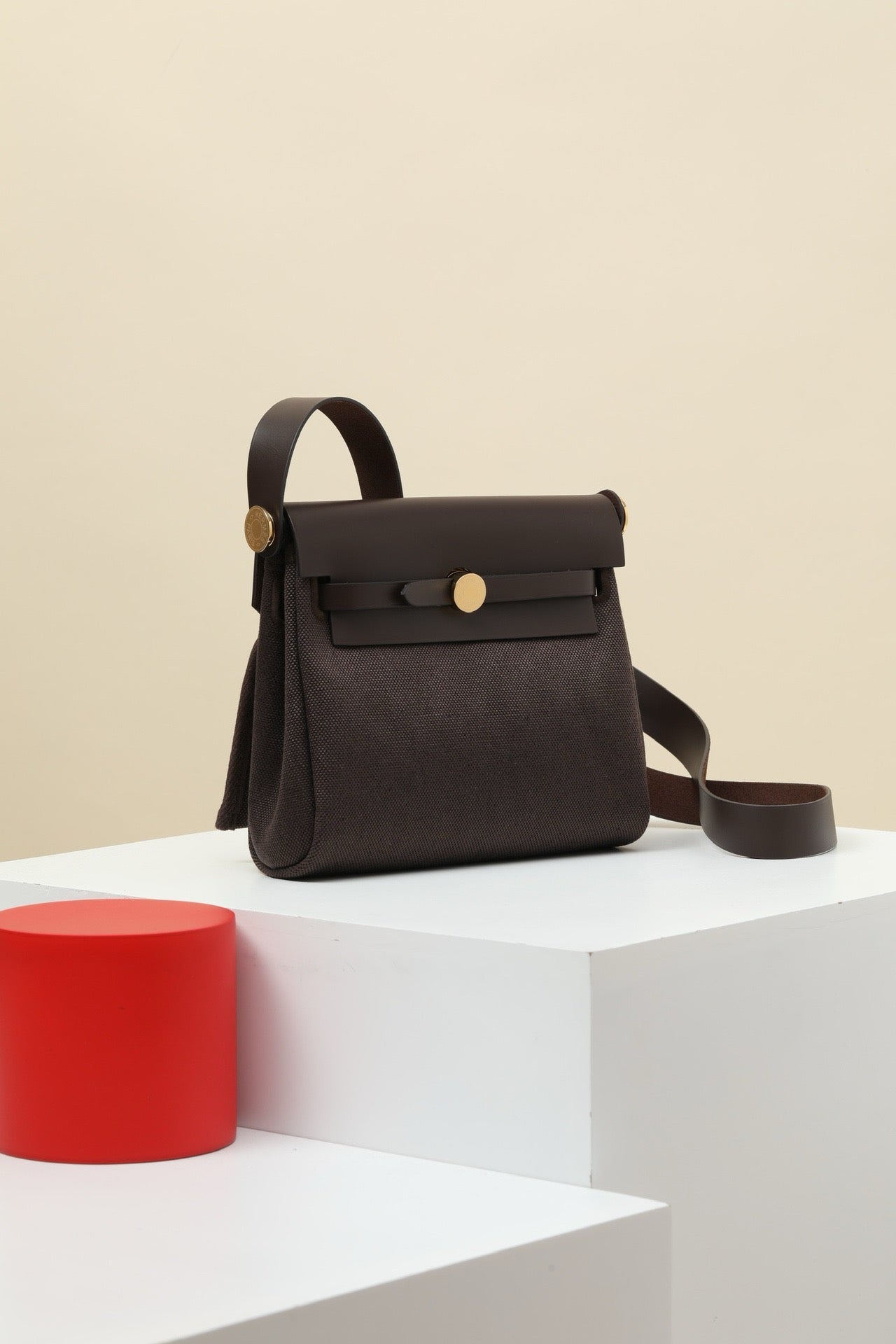 HB20 46 Ebony H Viking Canvas and Hunter Leather Shoulder Bag GHW #4641