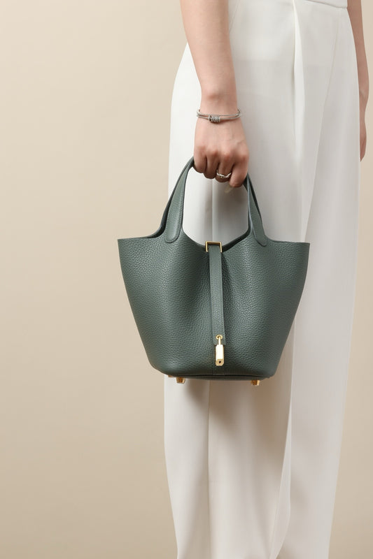 CL18 63 Almond Green GHW #4105