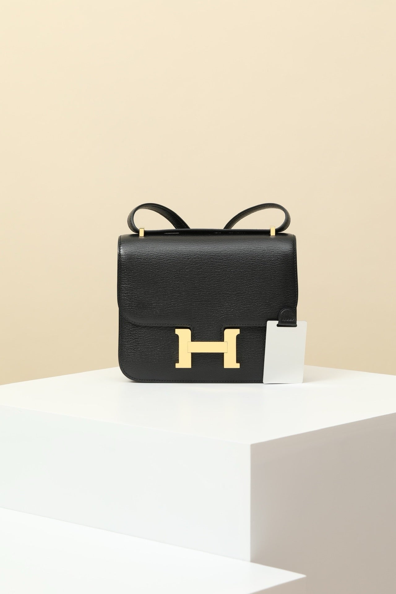 CJ19 19 cm , CK89 Black Goatskin GHW #4342