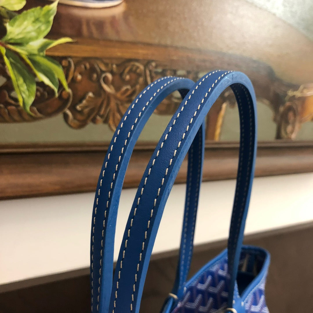 Artois PM Bag #686