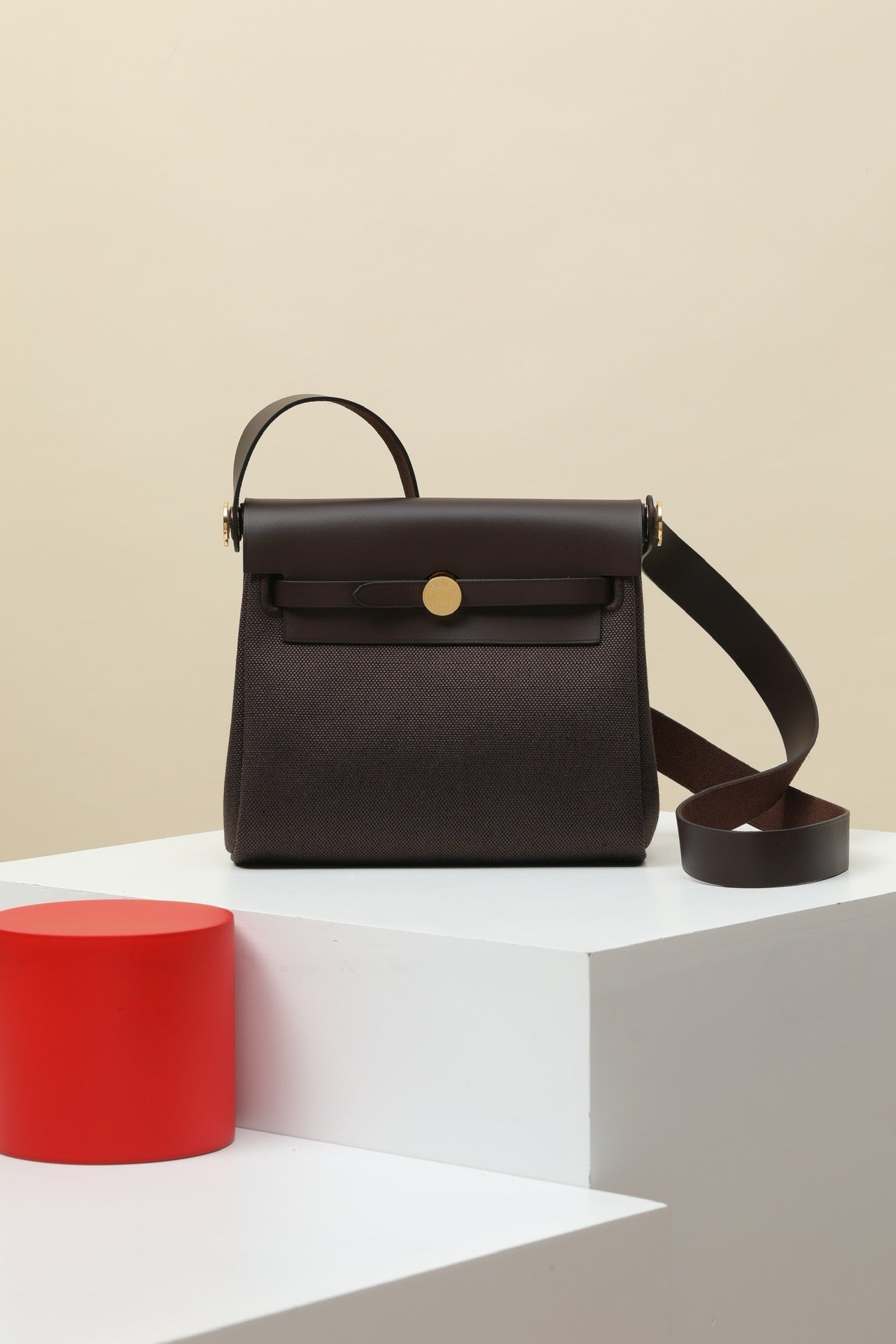 HB20 46 Ebony H Viking Canvas and Hunter Leather Shoulder Bag GHW #4641