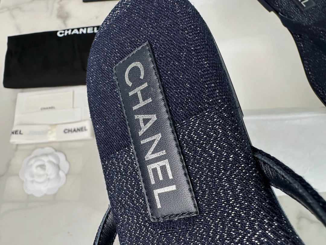 24s Sandal #260