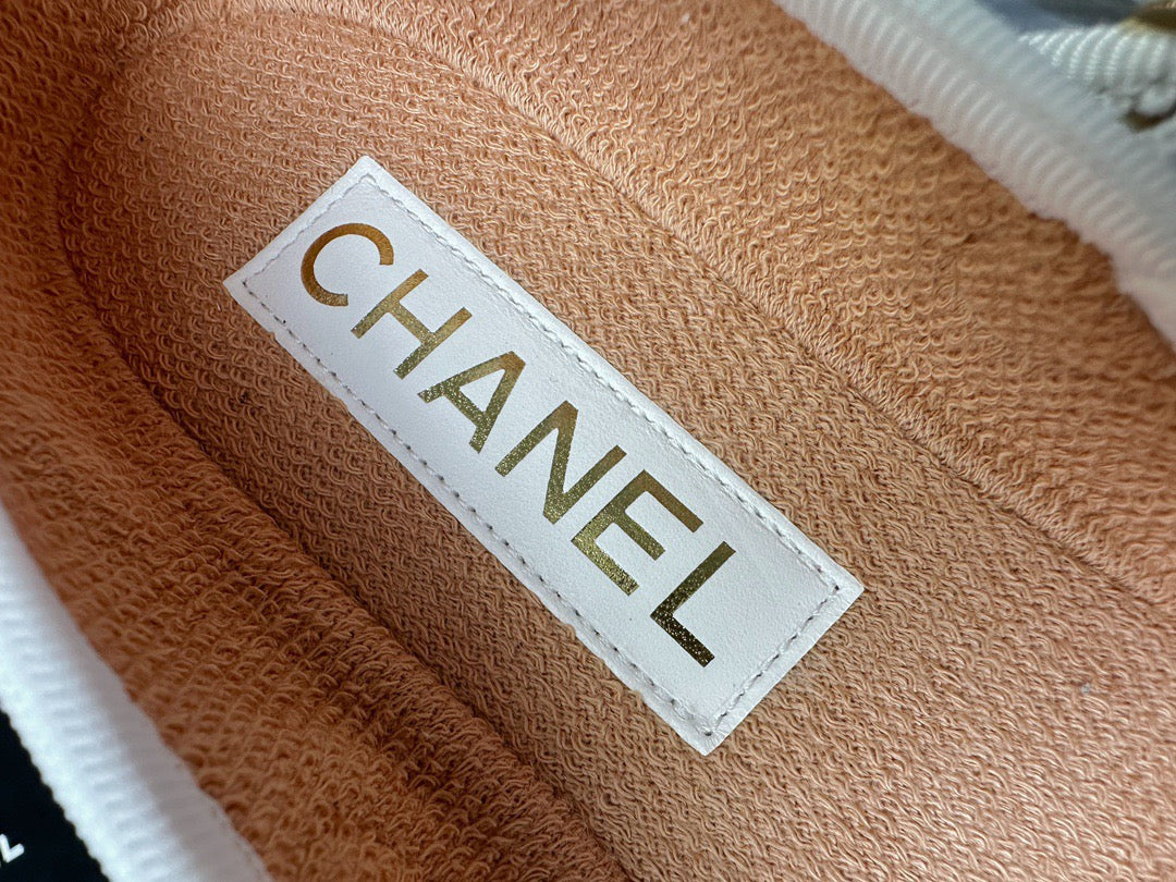 24s sandal #376