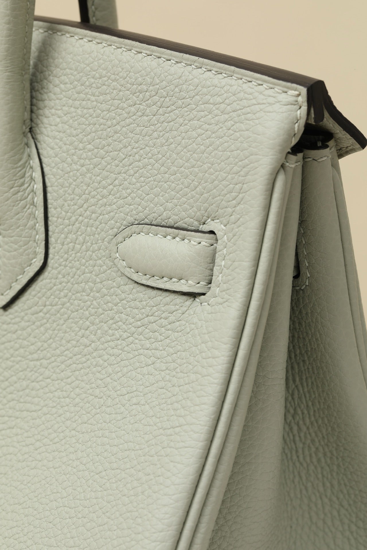 BK25 Crystal Gray # 3888