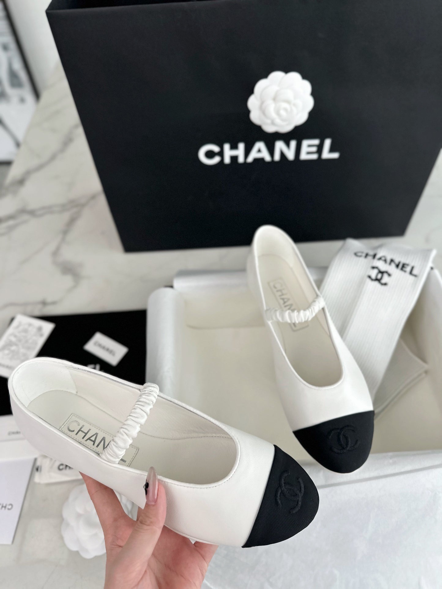 24s sandal #378