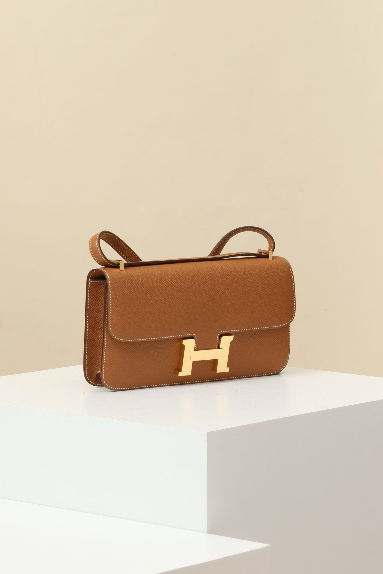 CJG24 , Epsom CK37 Gold Brown GHW #4368