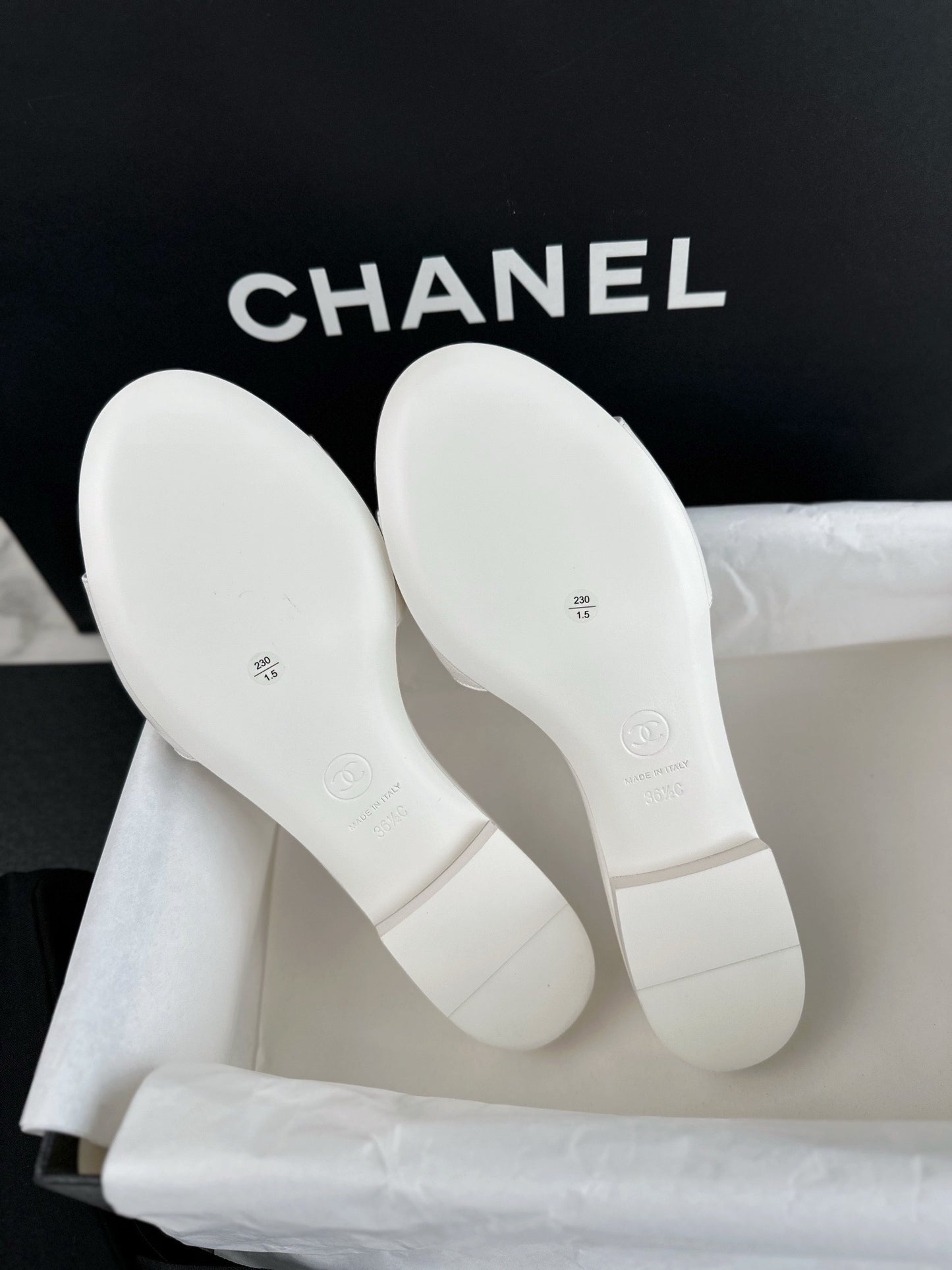 24s Sandal #2849