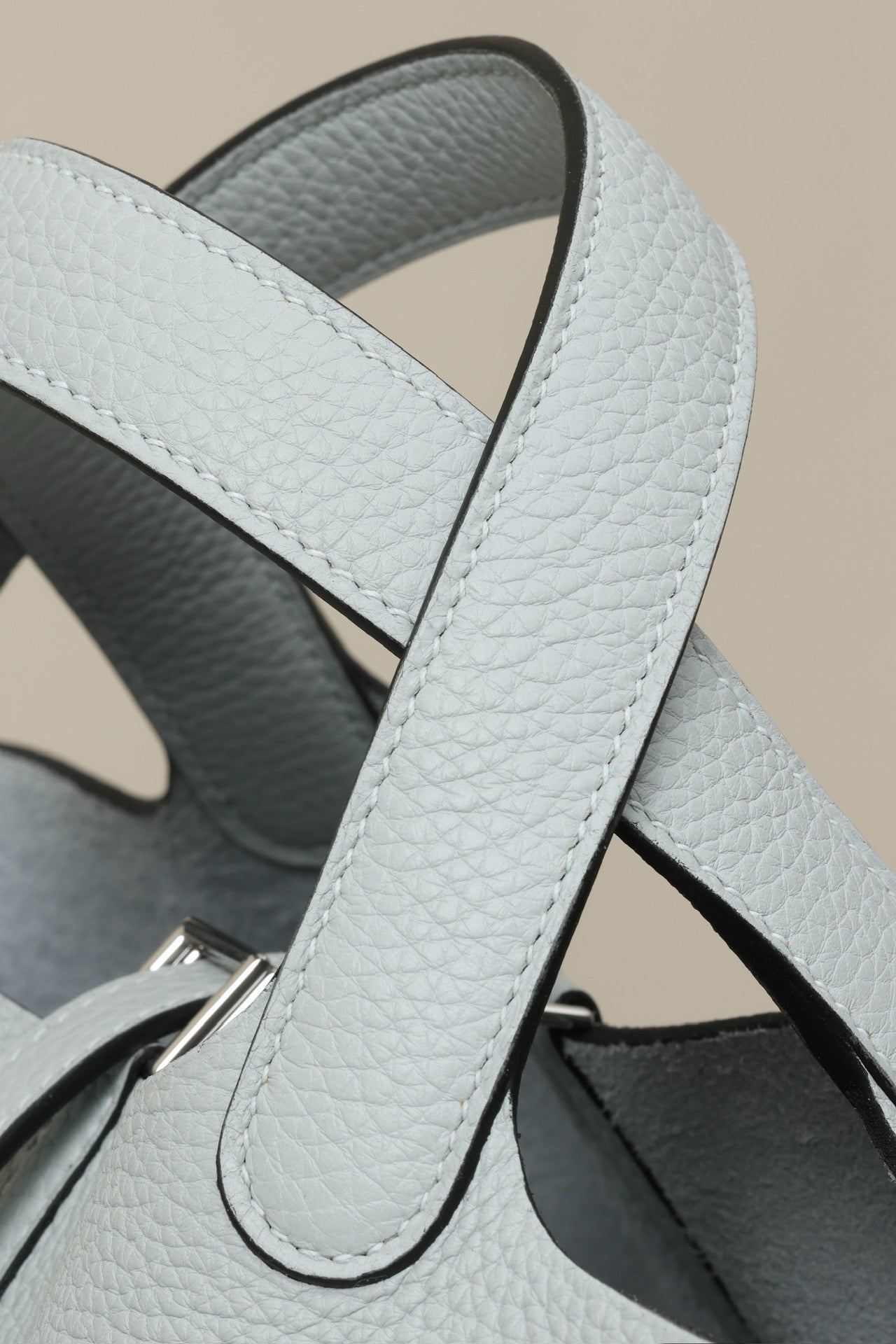 CL18 08 Holy Grail Blue PHW #4055