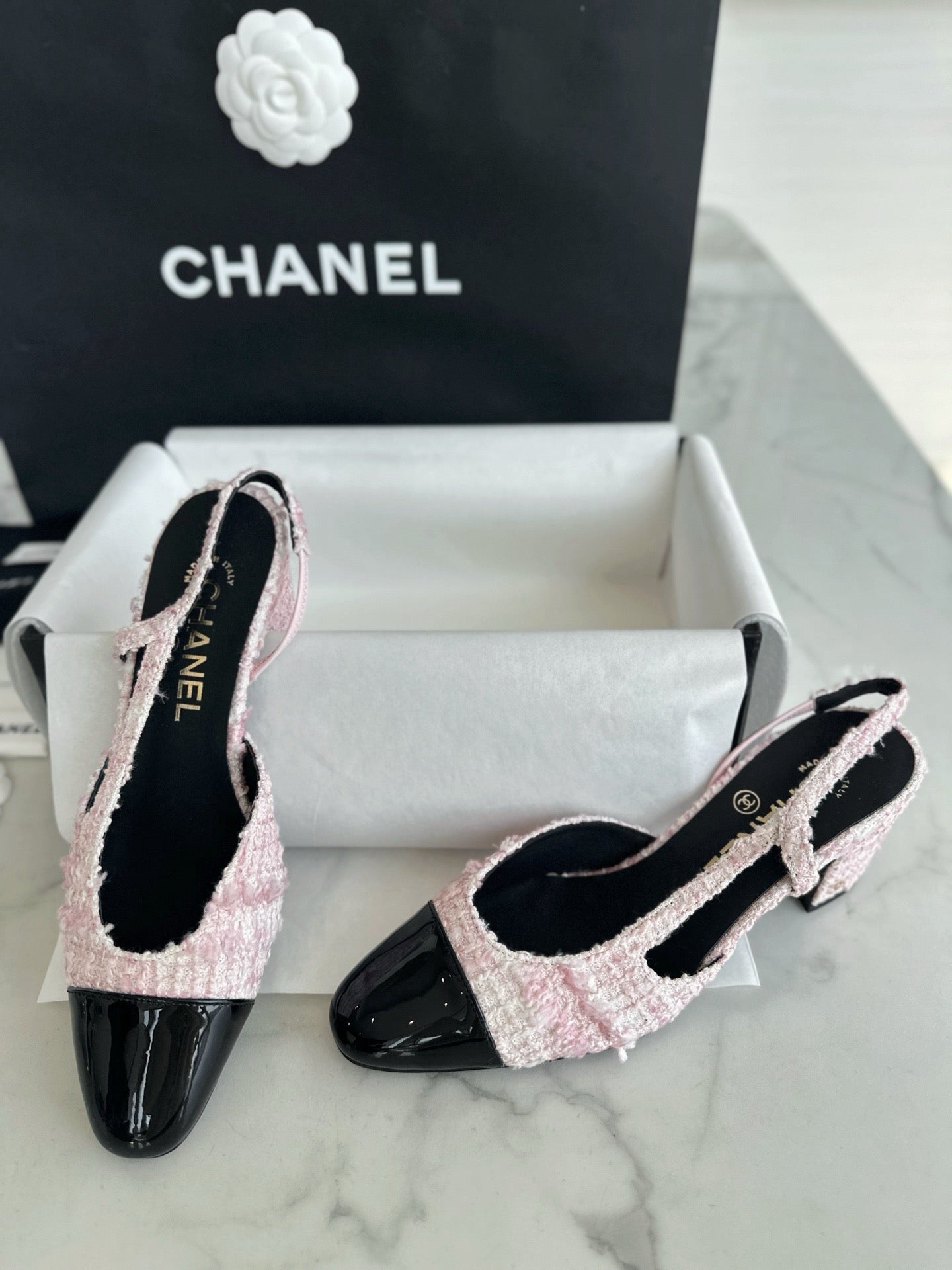 24s sandal #2467