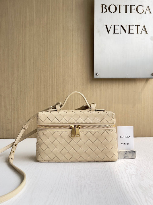 BV Bang Bang Vanity Case #559