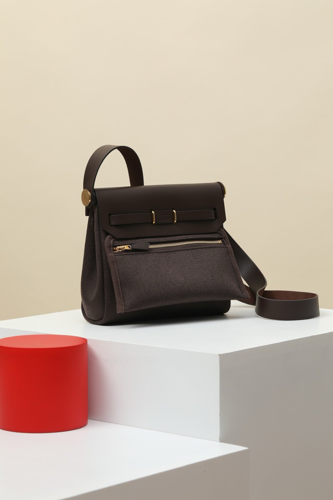 HB20 46 Ebony H Viking Canvas and Hunter Leather Shoulder Bag GHW #4641