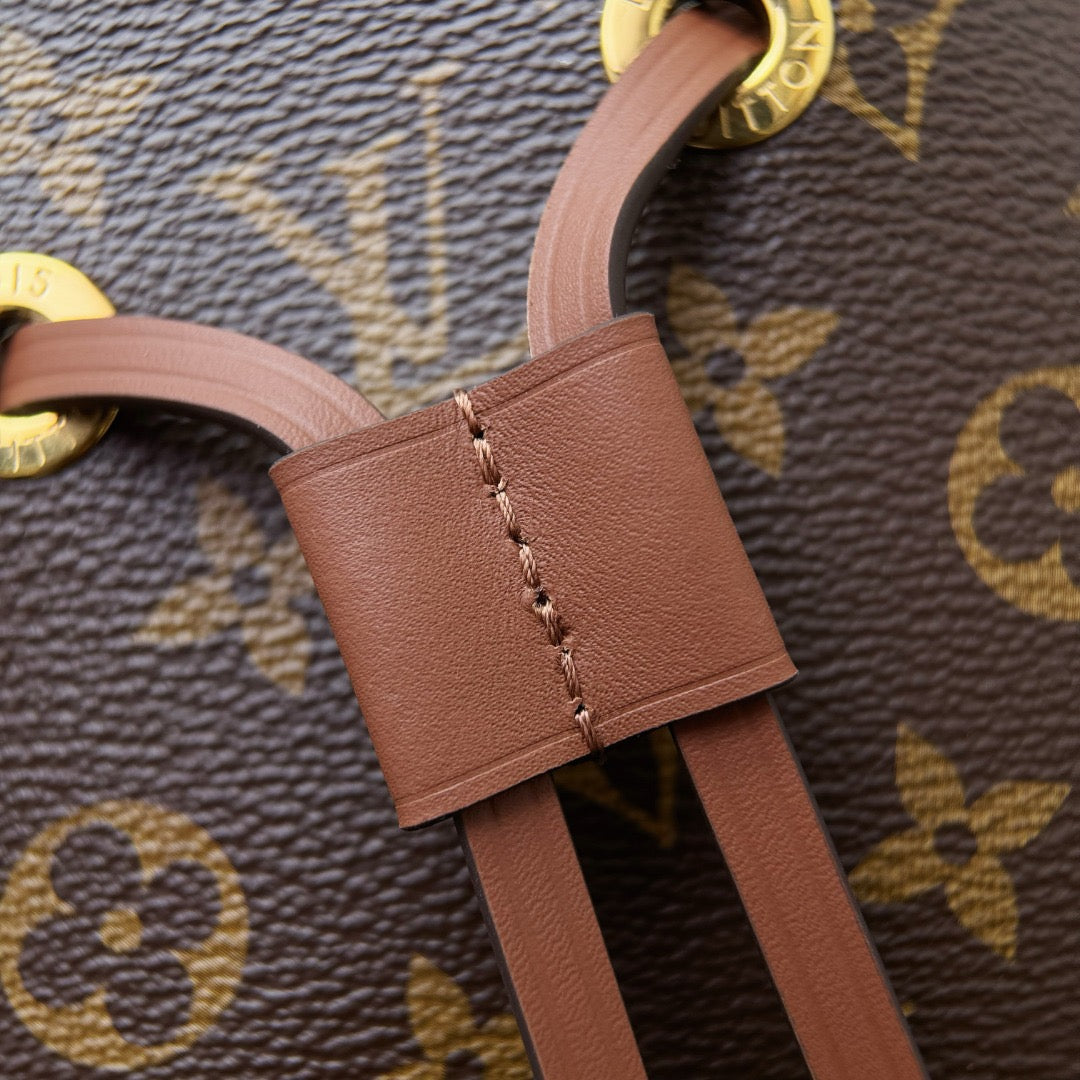 NÉONOÉ #1237