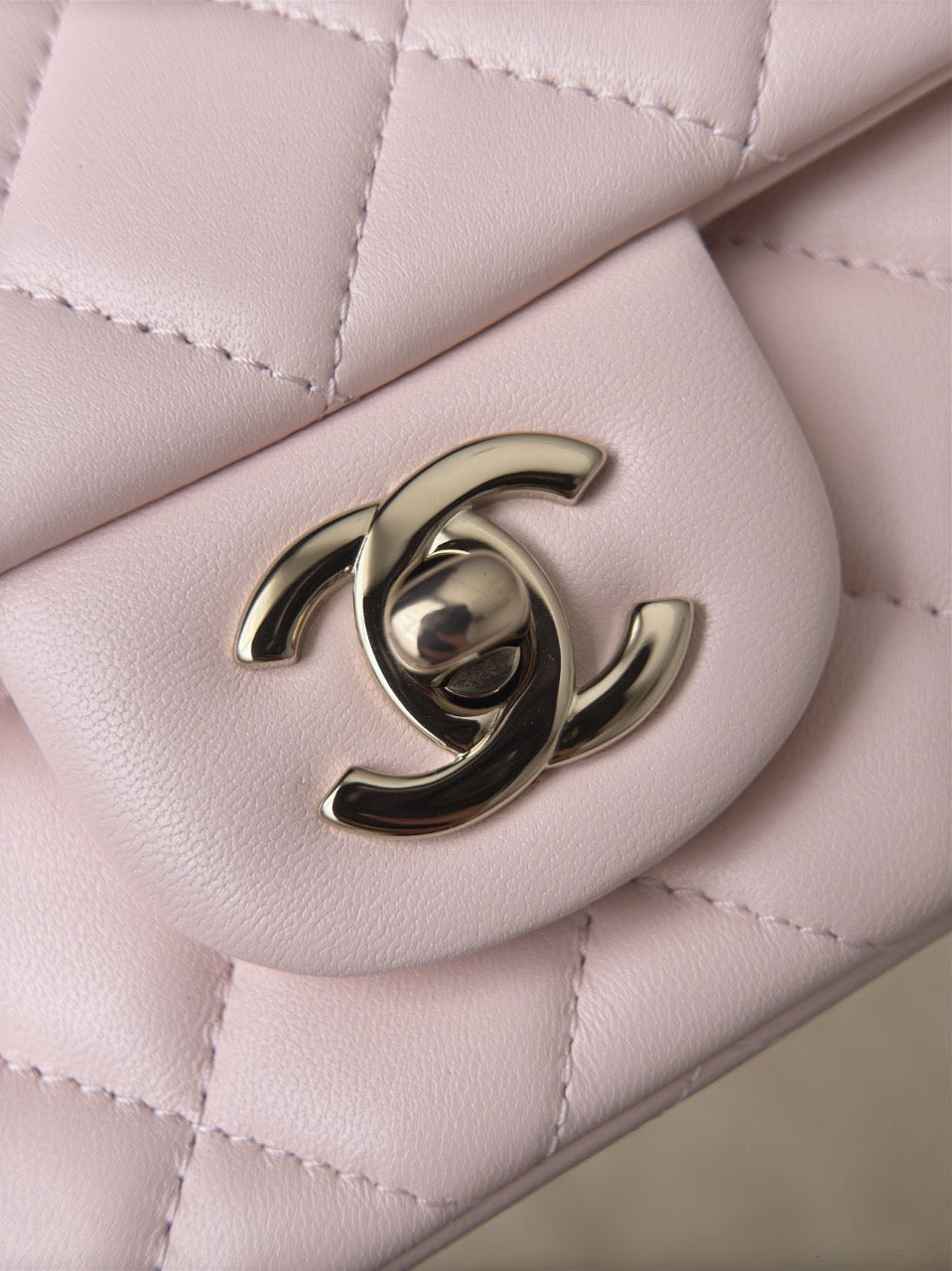 Cf20 Champagne Gold Hardware #4660