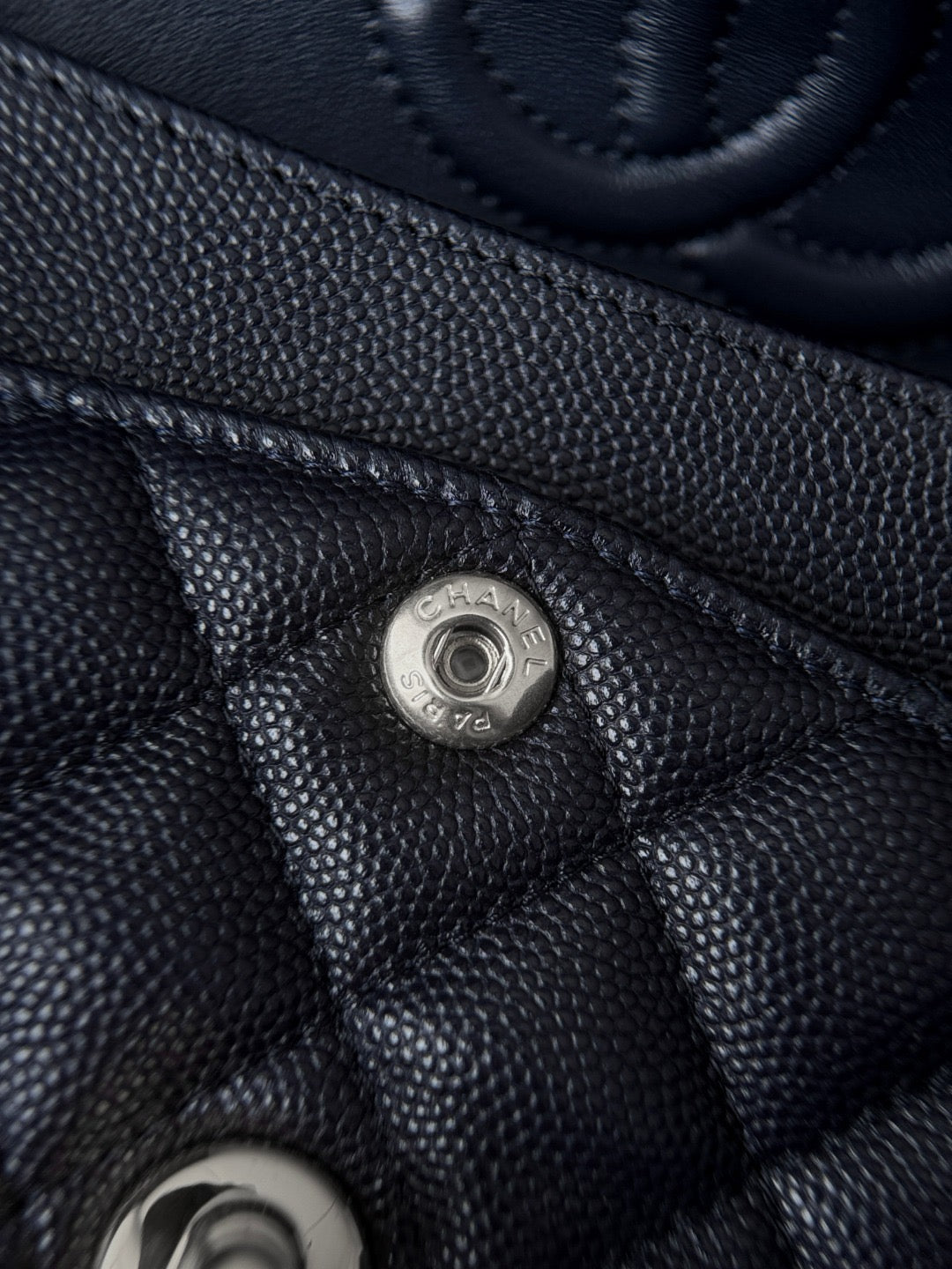 Cf23 Silver Hardware, Caviar # 4230