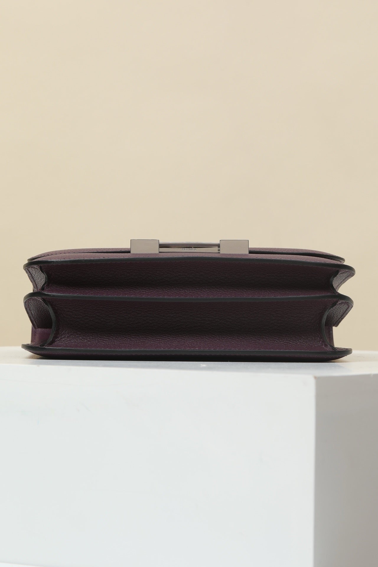 CJG24 , N5 Blackcurrant Purple / 9G Crystal Purple  ,  EVE leather with shiny #4383