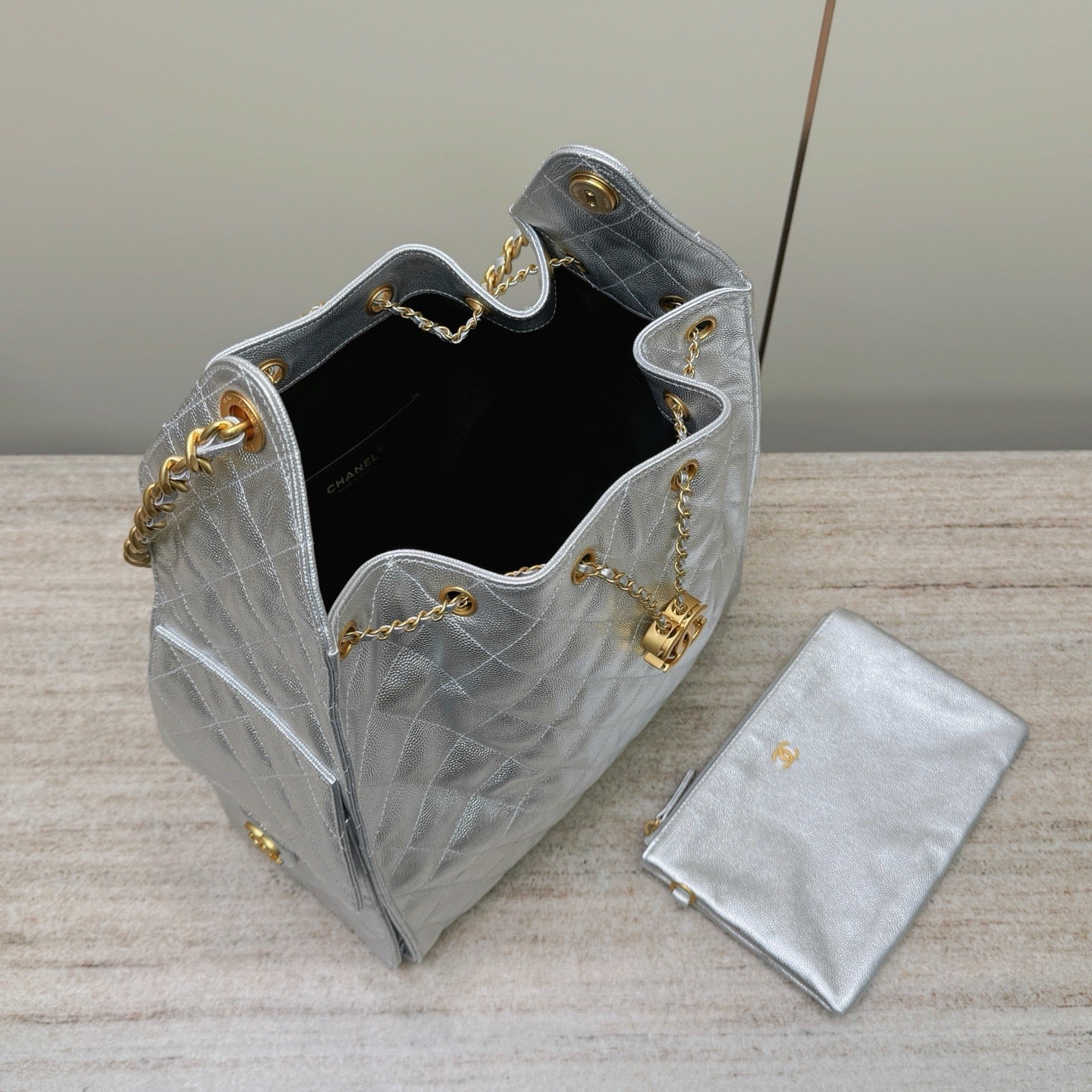 24s hobo Medium #4122