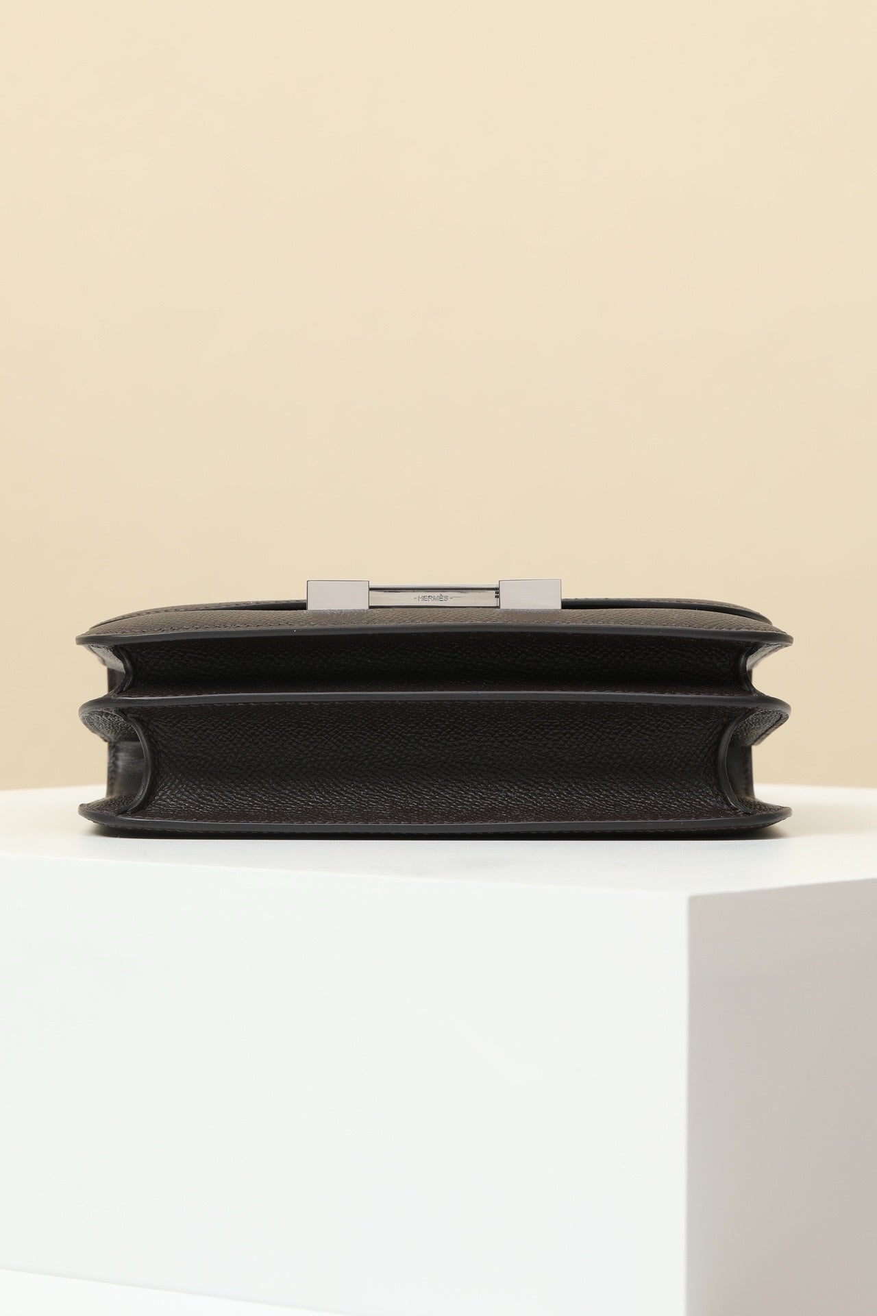 CJ19 19 cm , 4C Bark Brown Epsom leather Enamel Buckle #4338