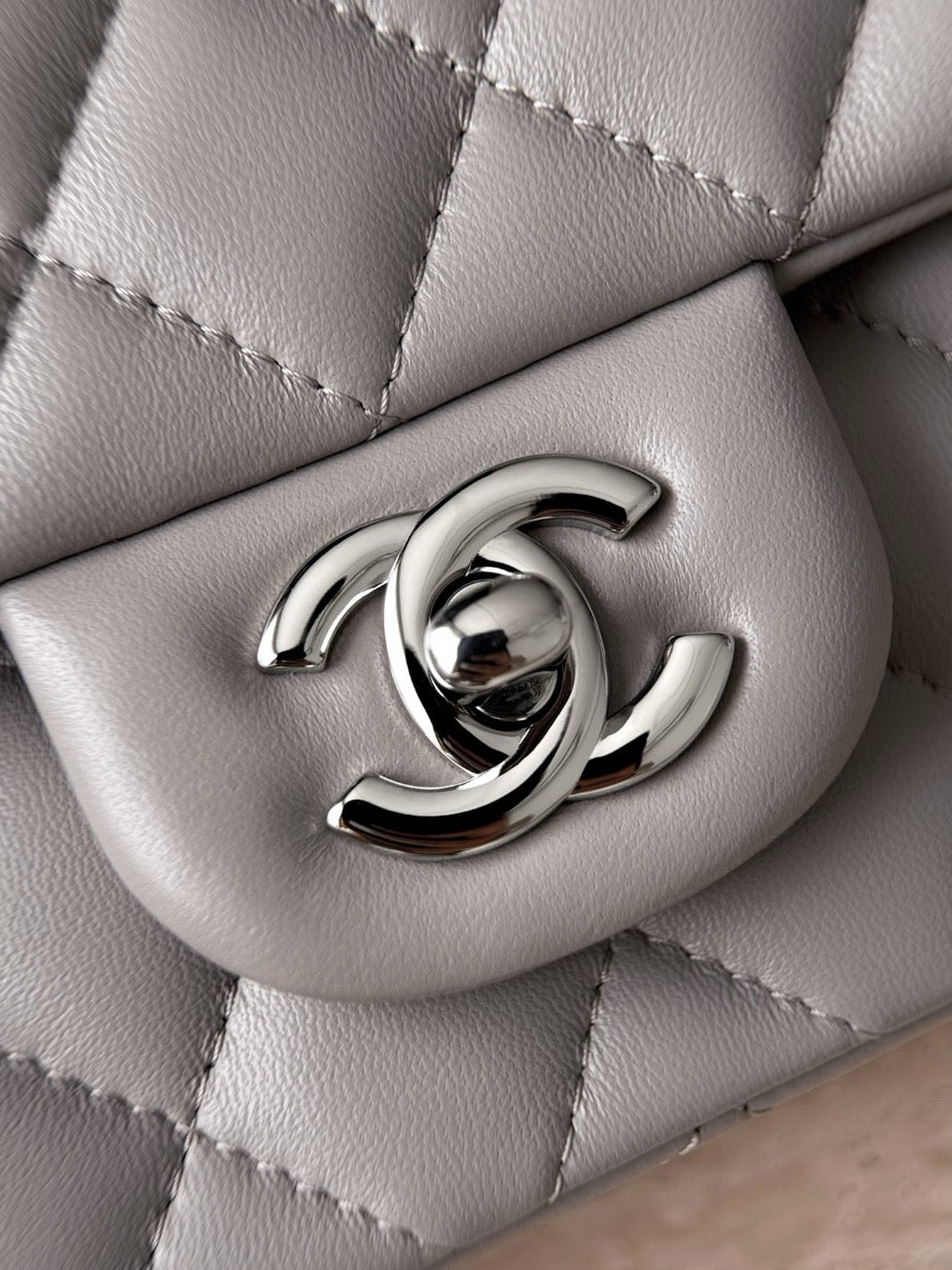 Cf20 Silver Hardware  #4670