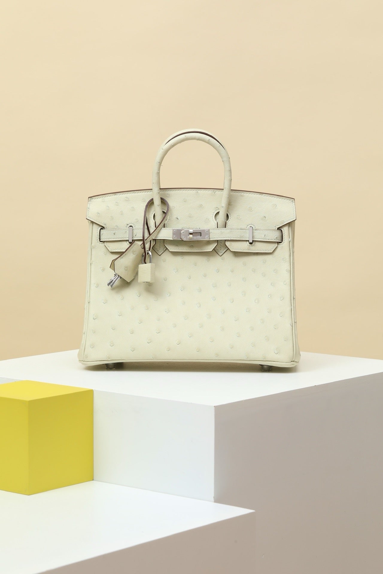 BK25 Wool White # 3891