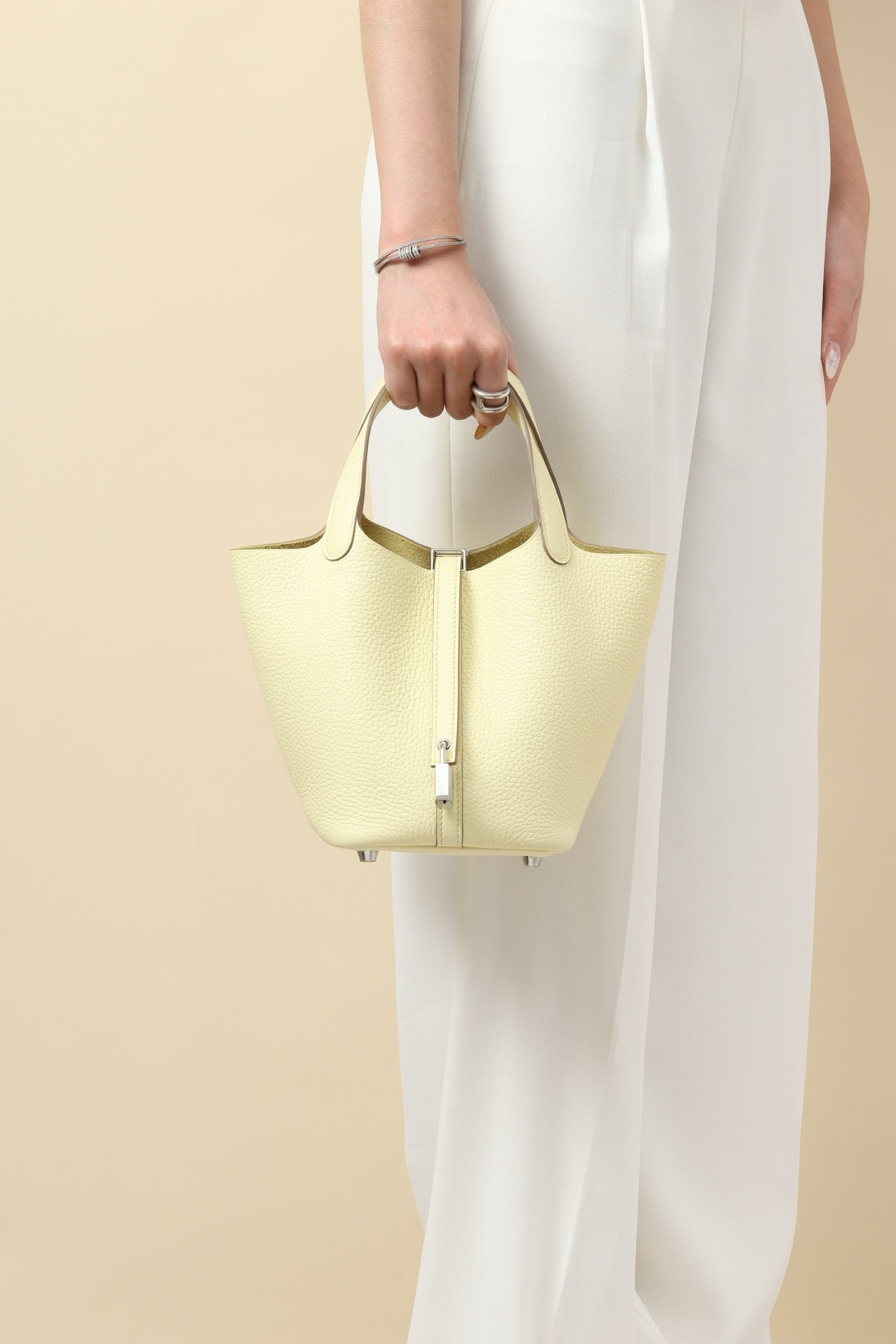 CL18 I8 Milton Yellow PHW #4099