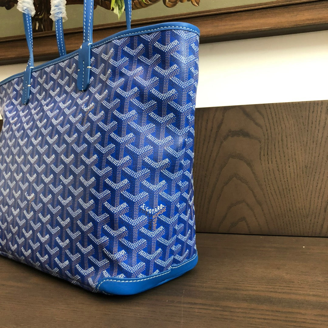 Artois PM Bag #686