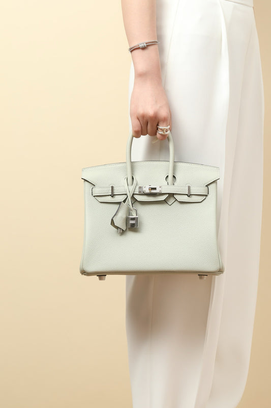 BK25 Crystal Gray # 3888